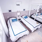 アパート Seashell House On The Frontline Of The Ocean *