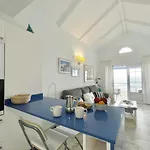 アパート Seashell House On The Frontline Of The Ocean *