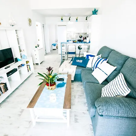 Seashell House On The Frontline Of The Ocean Apartament Punta Mujeres