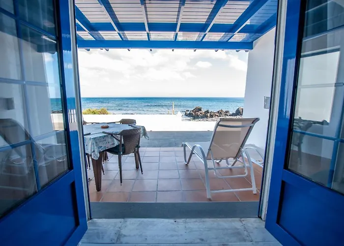 Seashell House On The Frontline Of The Ocean Apartman Punta Mujeres