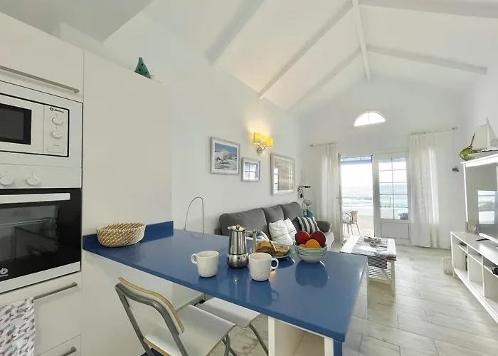 Daire Seashell House On The Frontline Of The Ocean *