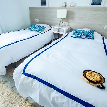 Seashell House On The Frontline Of The Ocean Appartement Punta Mujeres