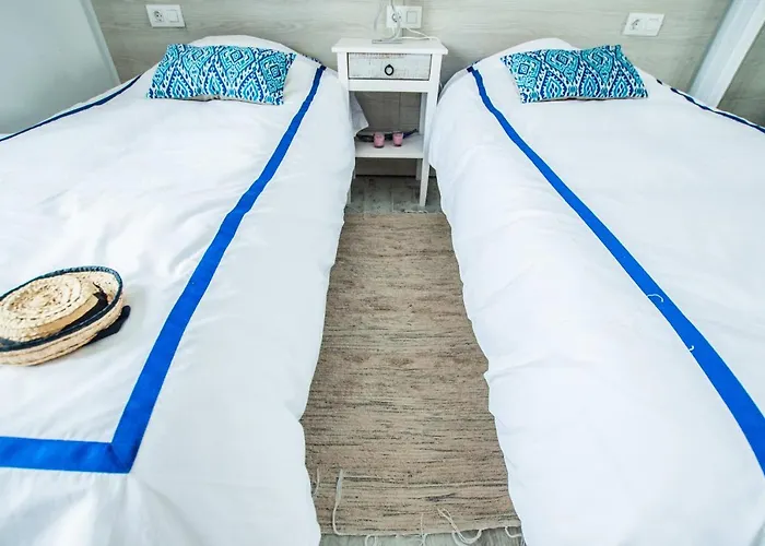 Seashell House On The Frontline Of The Ocean *